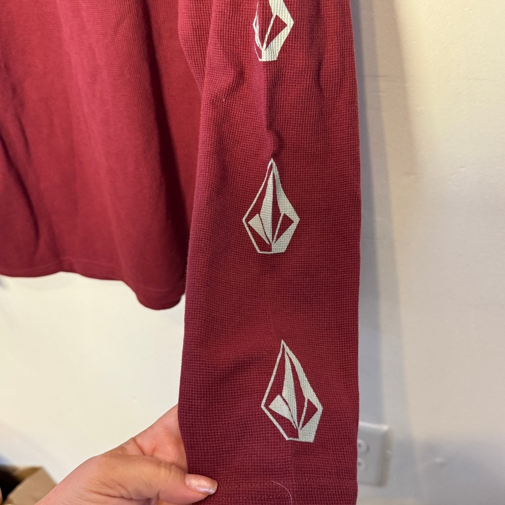 Volcom Mens Nunez Graphic Thermal Long Sleeve Shirt Burgundy XXL BNWT - Picture 7 of 8